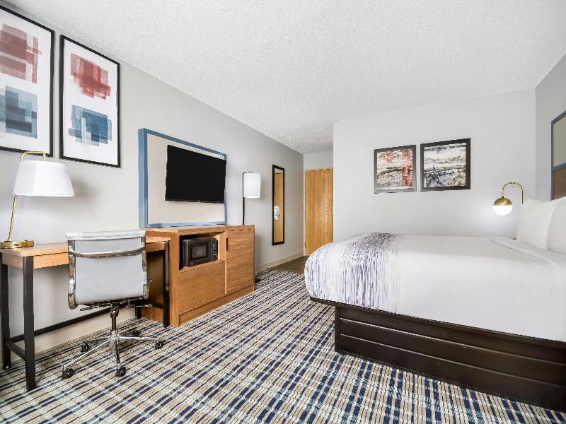 AmericInn by Wyndham Wausau image
