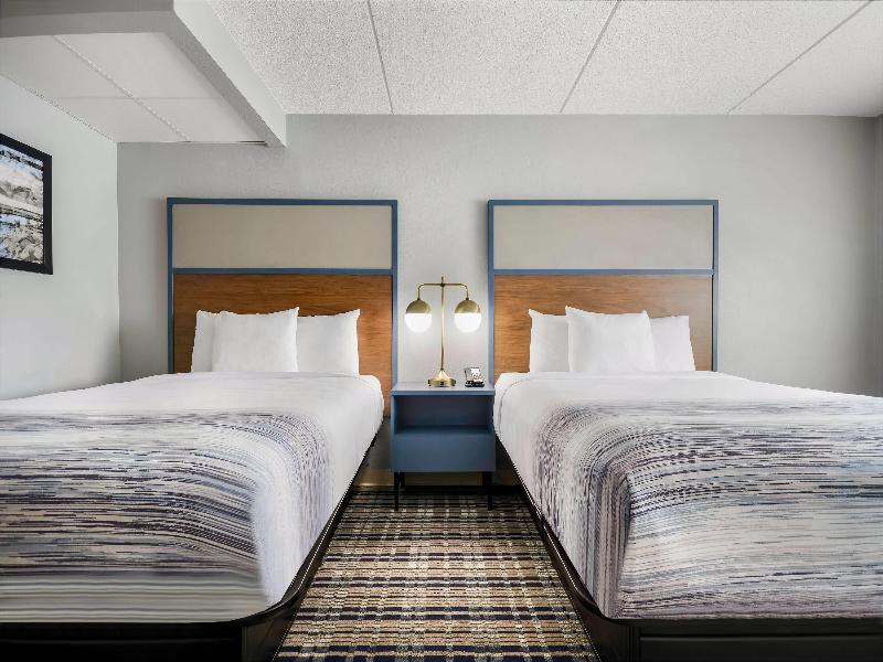 AmericInn by Wyndham Wausau image