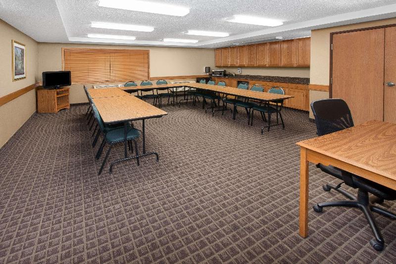AmericInn by Wyndham Iowa Falls image