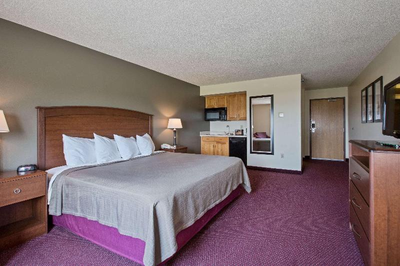 AmericInn by Wyndham Iowa Falls image