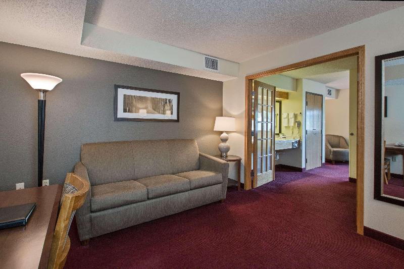 AmericInn by Wyndham Iowa Falls image