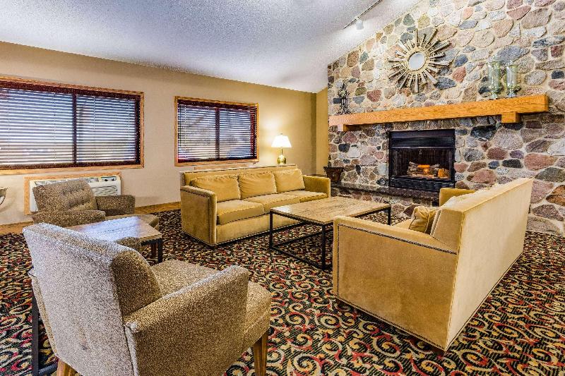 Americinn By Wyndham Blue Earth image