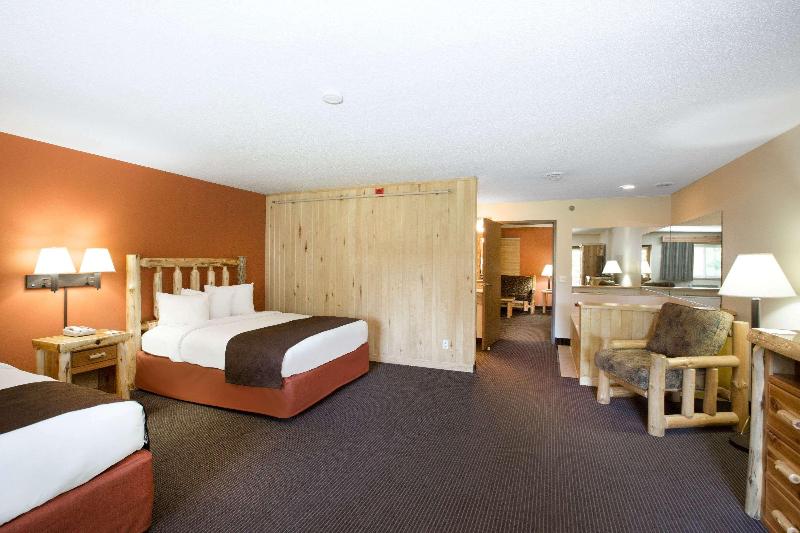 AmericInn by Wyndham Pequot Lakes image