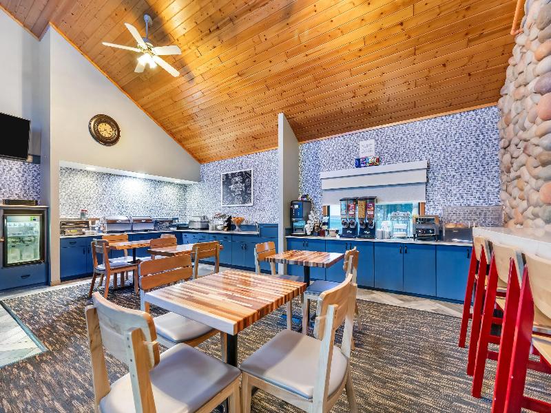 AmericInn by Wyndham Wisconsin Dells image