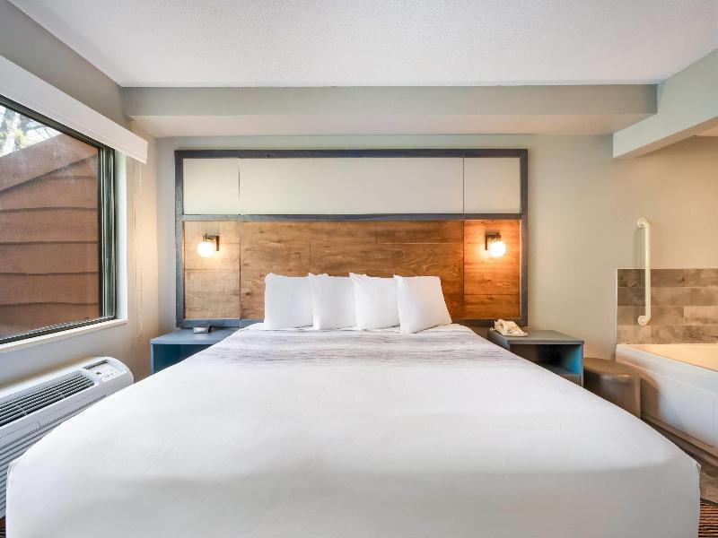 AmericInn by Wyndham Wisconsin Dells image