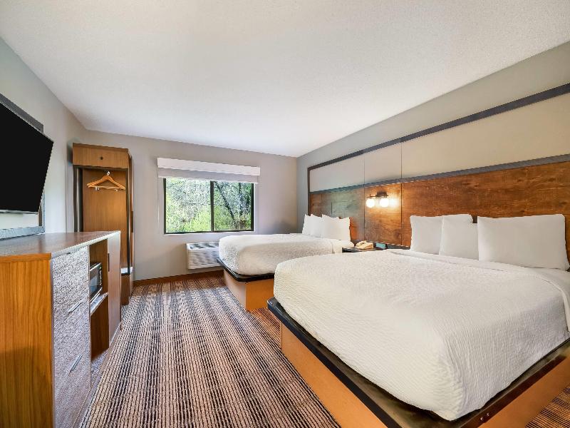 AmericInn by Wyndham Wisconsin Dells image