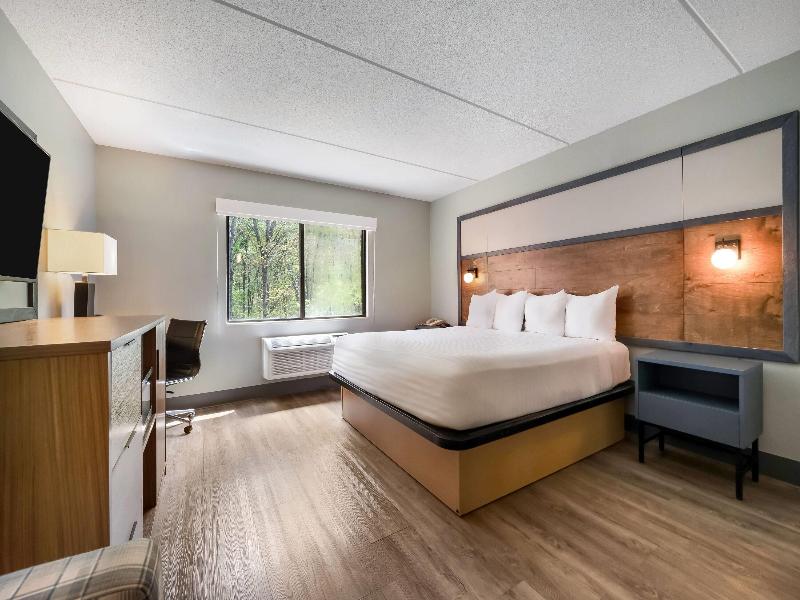 AmericInn by Wyndham Wisconsin Dells image