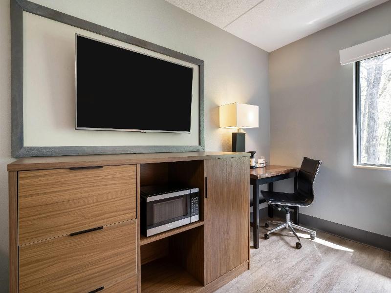 AmericInn by Wyndham Wisconsin Dells image