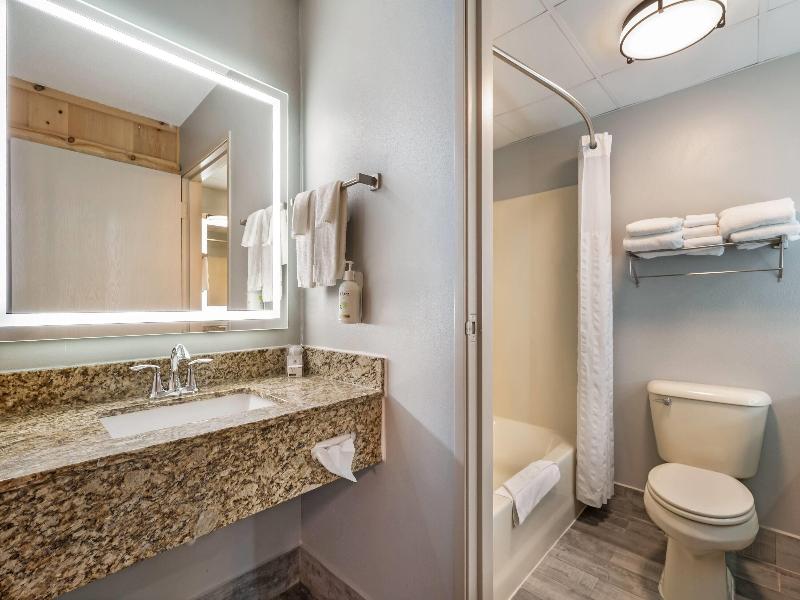 AmericInn by Wyndham Wisconsin Dells image