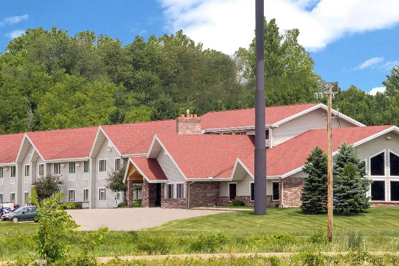 AmericInn by Wyndham Baldwin image