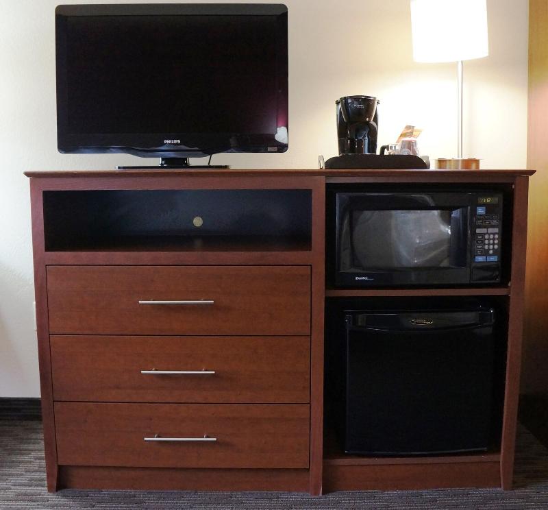 AmericInn by Wyndham Baldwin image