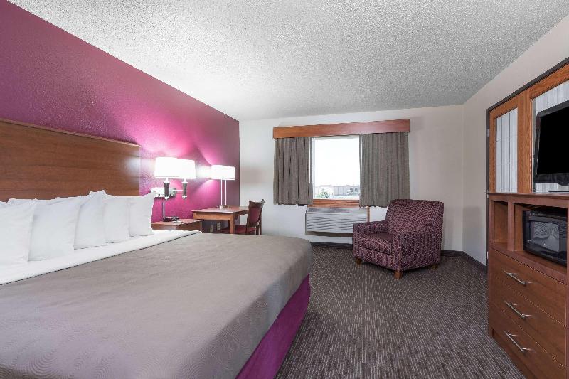 AmericInn by Wyndham Baldwin image