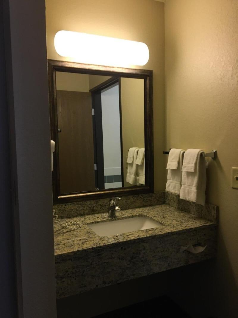 AmericInn by Wyndham Baldwin image