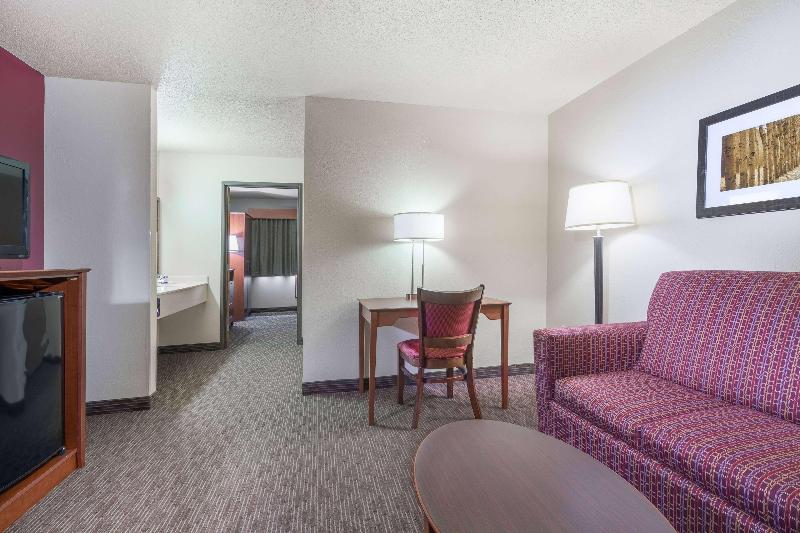 AmericInn by Wyndham Baldwin image