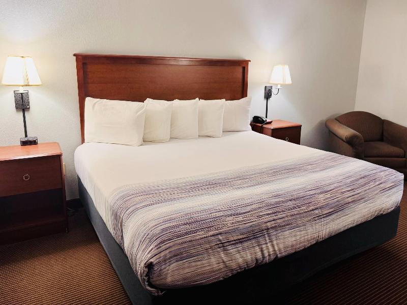 AmericInn by Wyndham Stillwater image