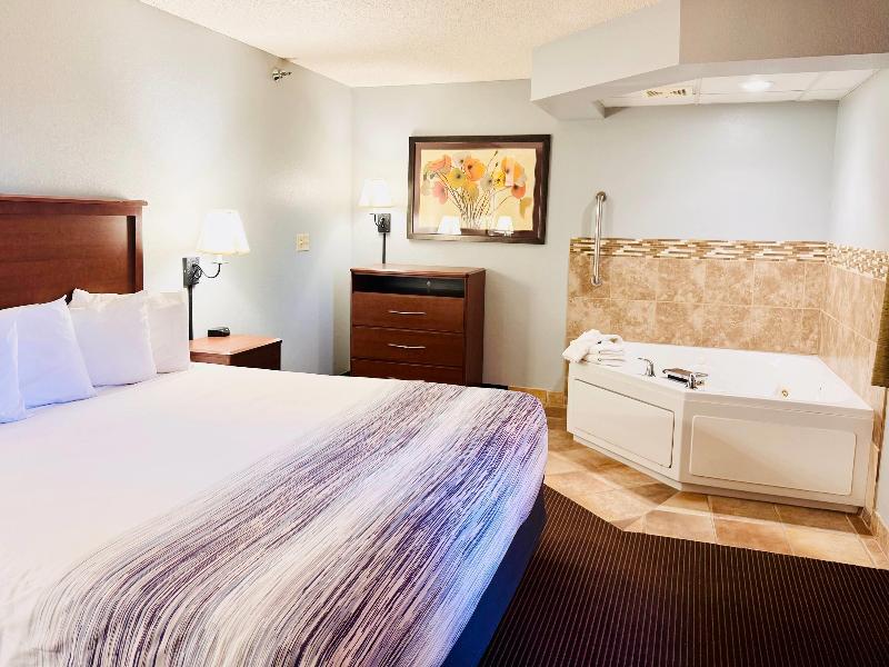 AmericInn by Wyndham Stillwater image