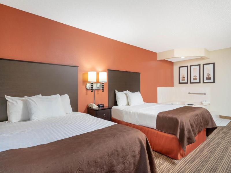 AmericInn by Wyndham Rogers image