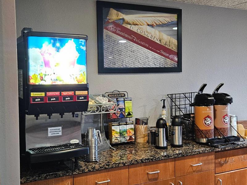 AmericInn by Wyndham Marshall image
