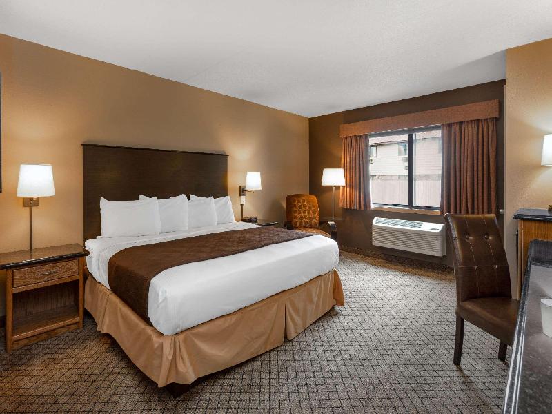 AmericInn by Wyndham Hartford WI image