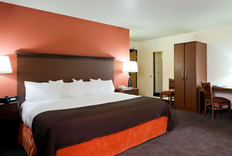 Bed room