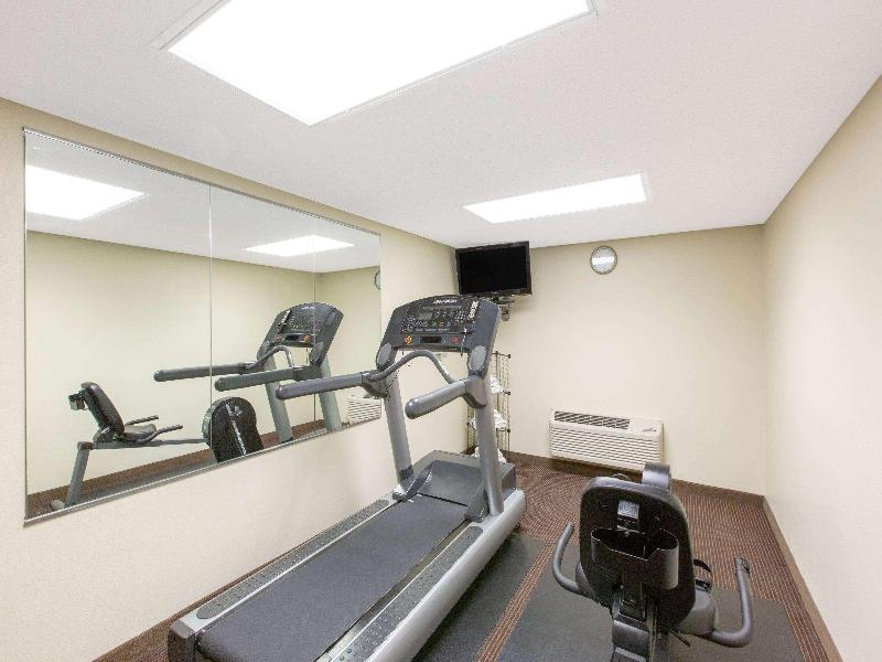 AmericInn by Wyndham Ottumwa