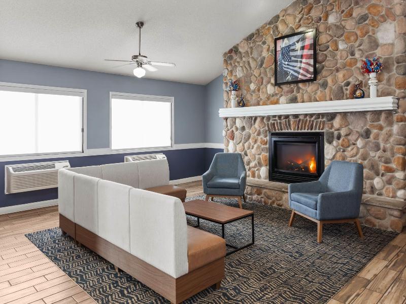 AmericInn by Wyndham Austin