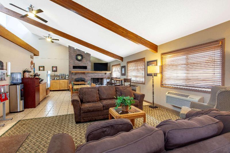 Americinn By Wyndham Willmar image