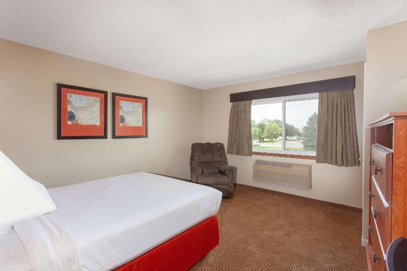 Americinn By Wyndham Willmar image