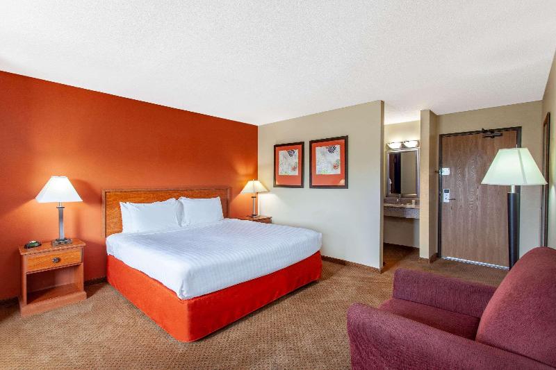 Americinn By Wyndham Willmar image