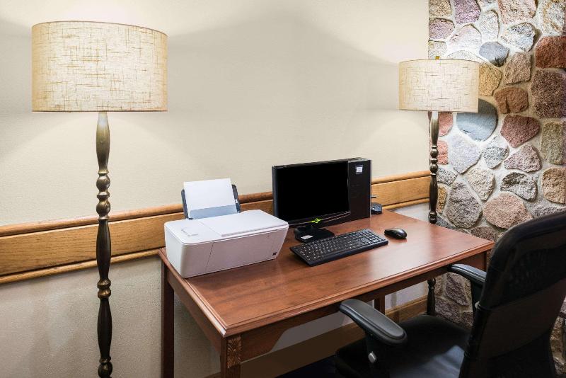 Americinn By Wyndham Wahpeton image