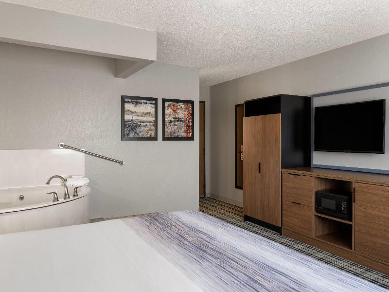 Americinn By Wyndham Alexandria image