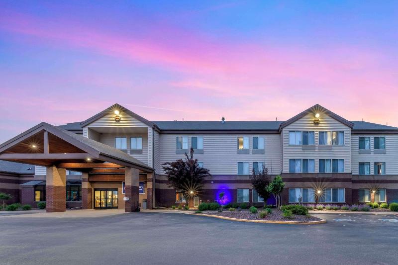 Comfort Inn Suites image