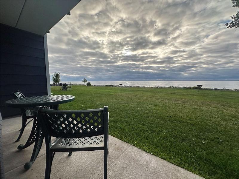 AmericInn by Wyndham Menominee image