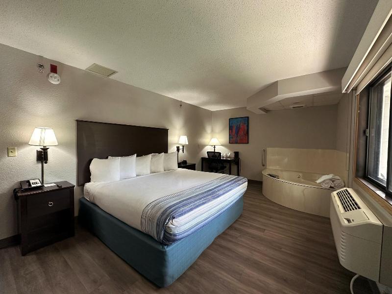 AmericInn by Wyndham Menominee image