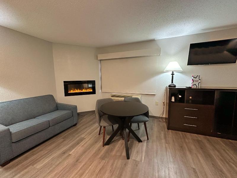 AmericInn by Wyndham Menominee image