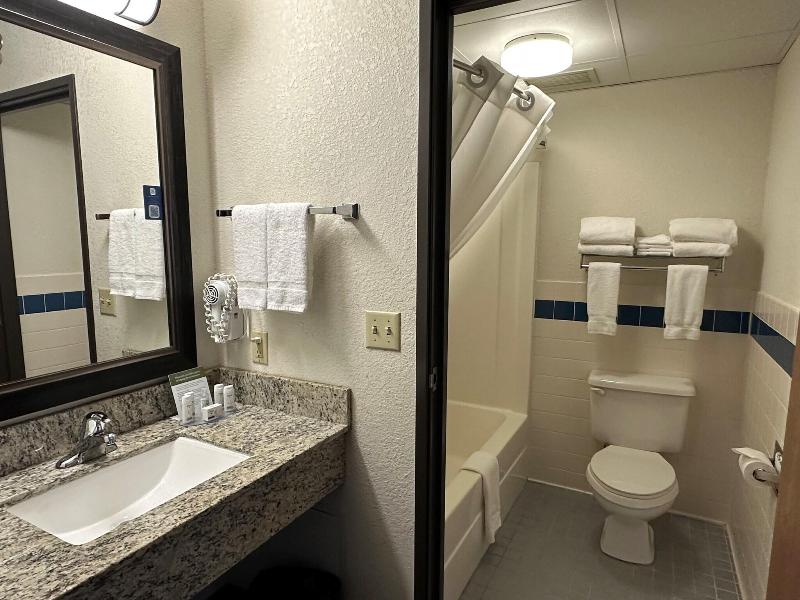 AmericInn by Wyndham Menominee image