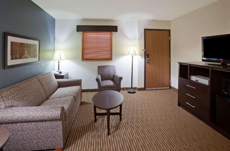 AmericInn by Wyndham Menominee image