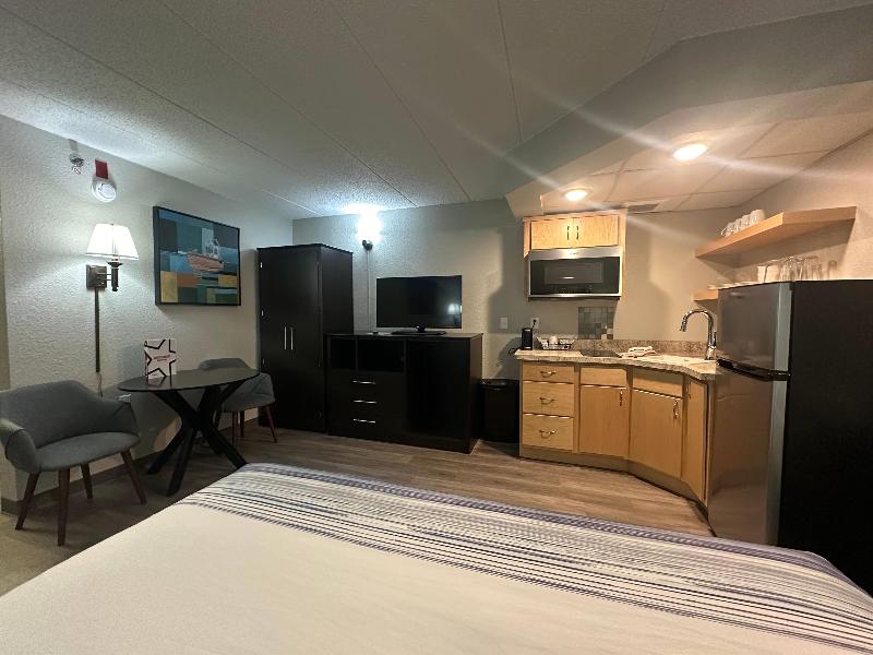 AmericInn by Wyndham Menominee image