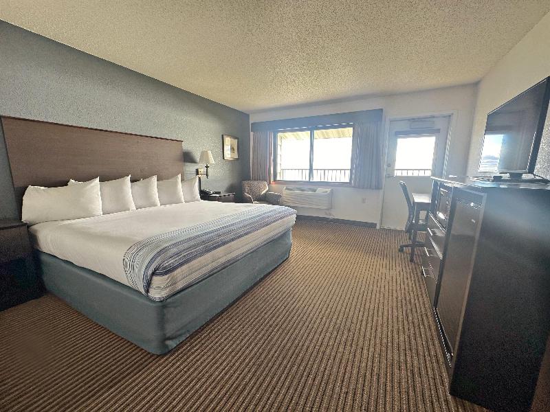 AmericInn by Wyndham Menominee image
