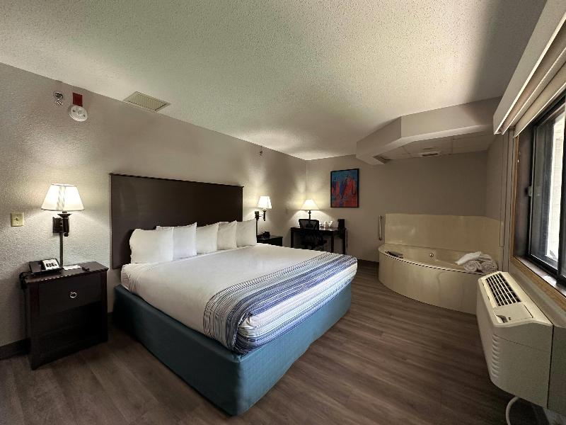 AmericInn by Wyndham Menominee image
