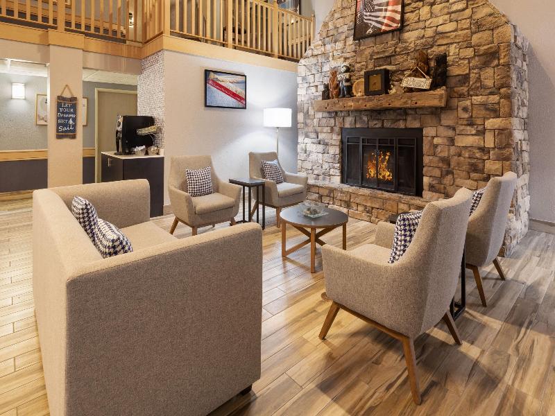 AmericInn by Wyndham Douglas/Saugatuck image