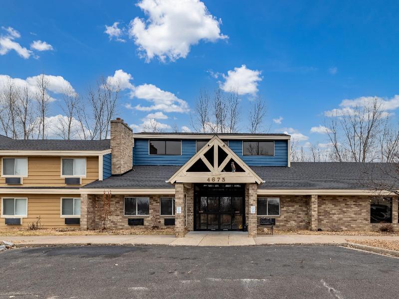 AmericInn by Wyndham White Bear Lake St. Paul — exterior view