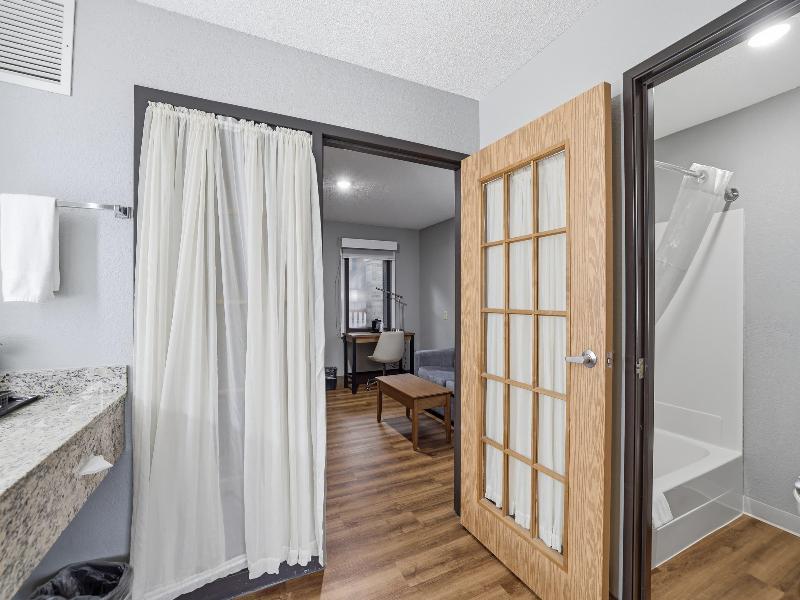 AmericInn by Wyndham White Bear Lake St. Paul image