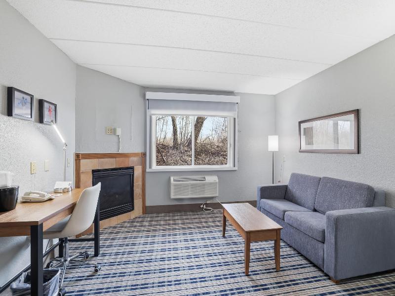 AmericInn by Wyndham White Bear Lake St. Paul image