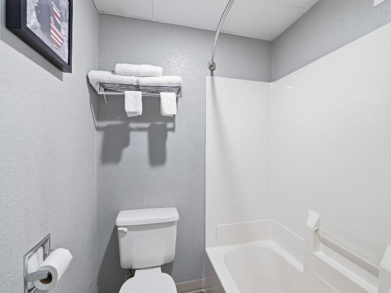AmericInn by Wyndham White Bear Lake St. Paul image