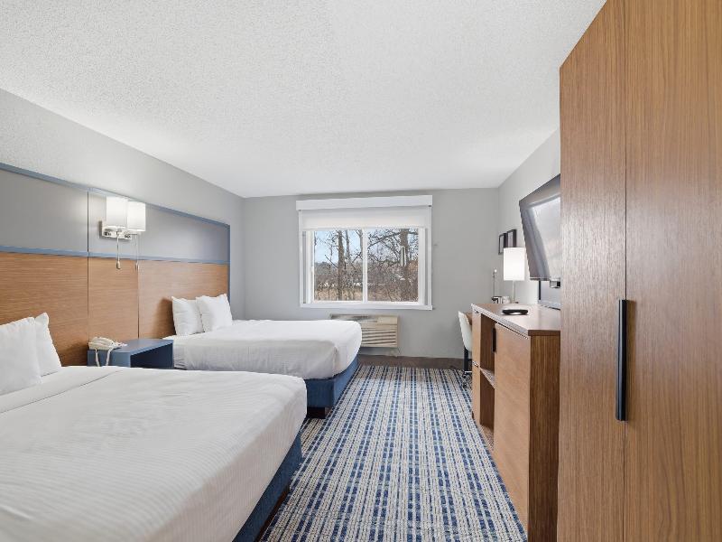 AmericInn by Wyndham White Bear Lake St. Paul image
