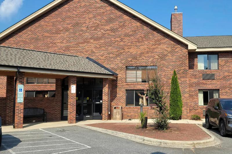 University Inn Boiling Springs