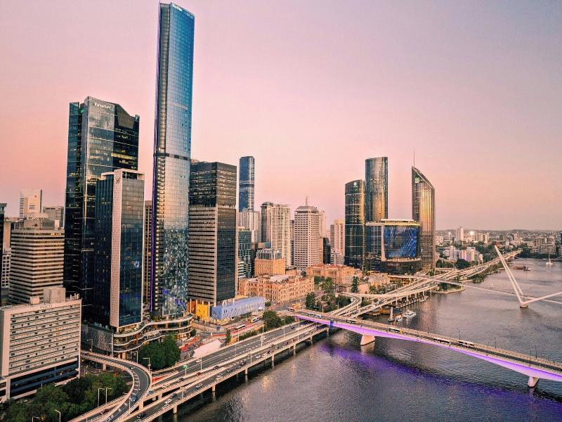 W Brisbane image