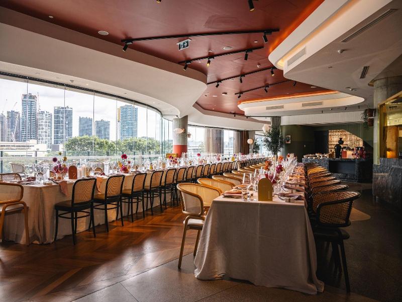 W Brisbane image