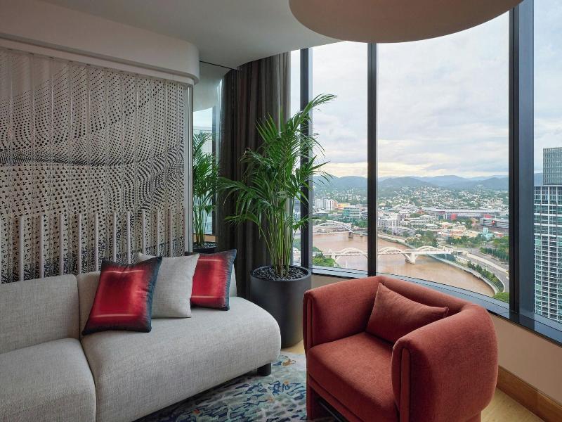 W Brisbane image